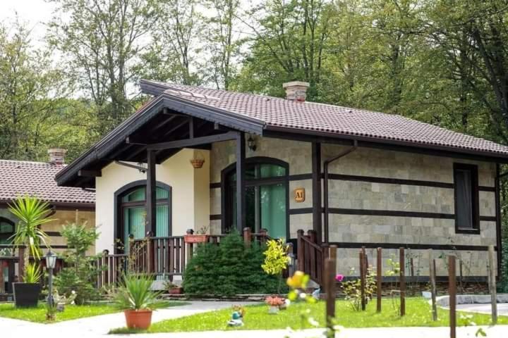 Тодорини Кукли Hotel Spanchevtsi Exterior photo
