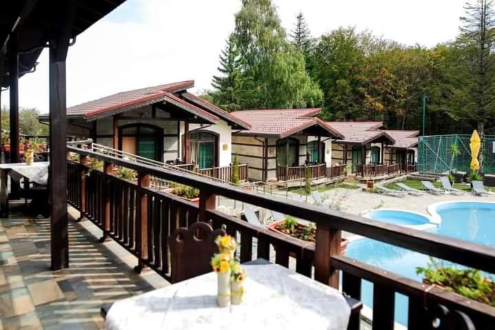 Тодорини Кукли Hotel Spanchevtsi Exterior photo